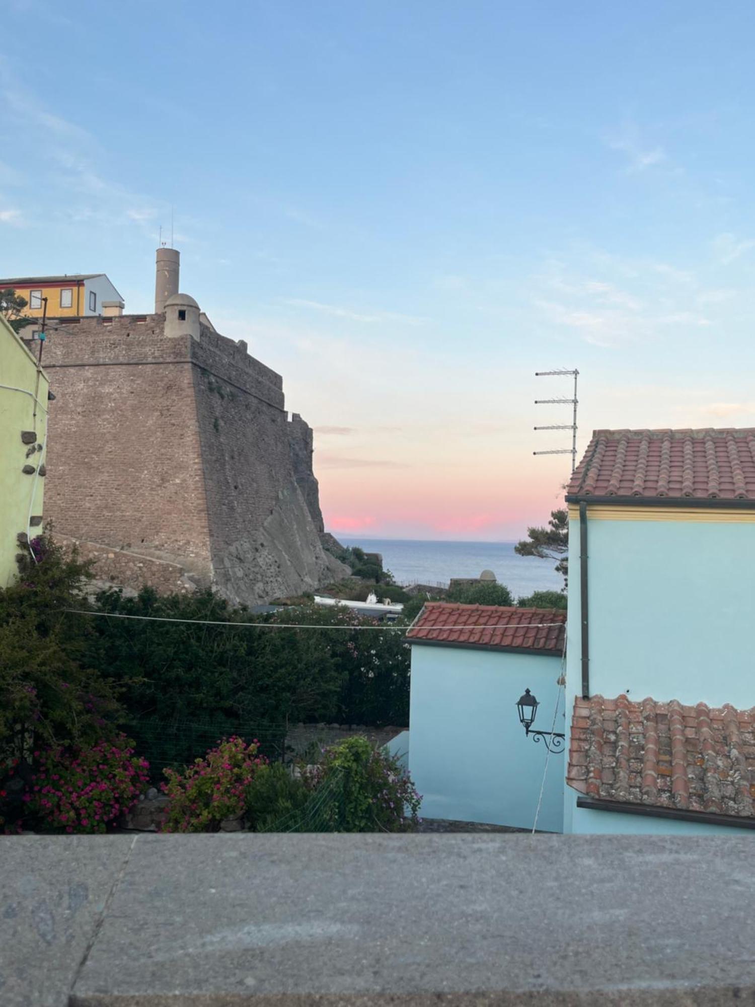 Casa Vista Castello Villa Capraia Buitenkant foto